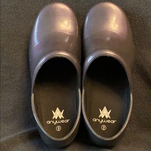 Anywear Nursing Shoes